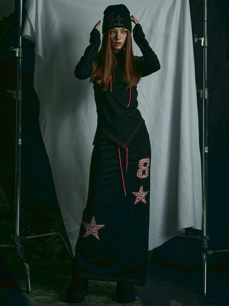 【GATELESS】RHINESTONE LOGO BEANIE / 【ゲートレス】ラインストーンロゴニット帽