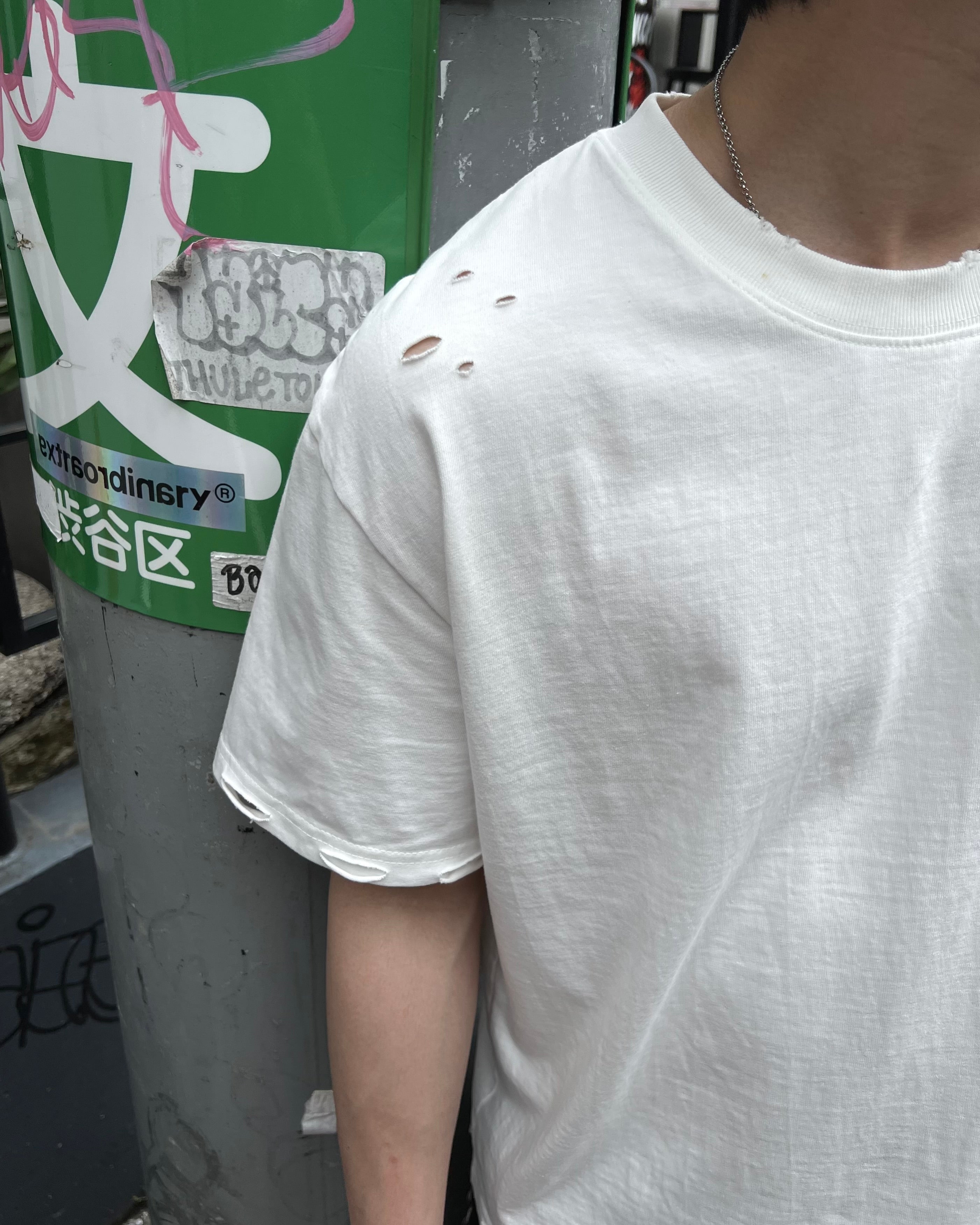 大阪店WEB限定受注制【Chikashitsu +】grunge damage crop t-shirt (3color)