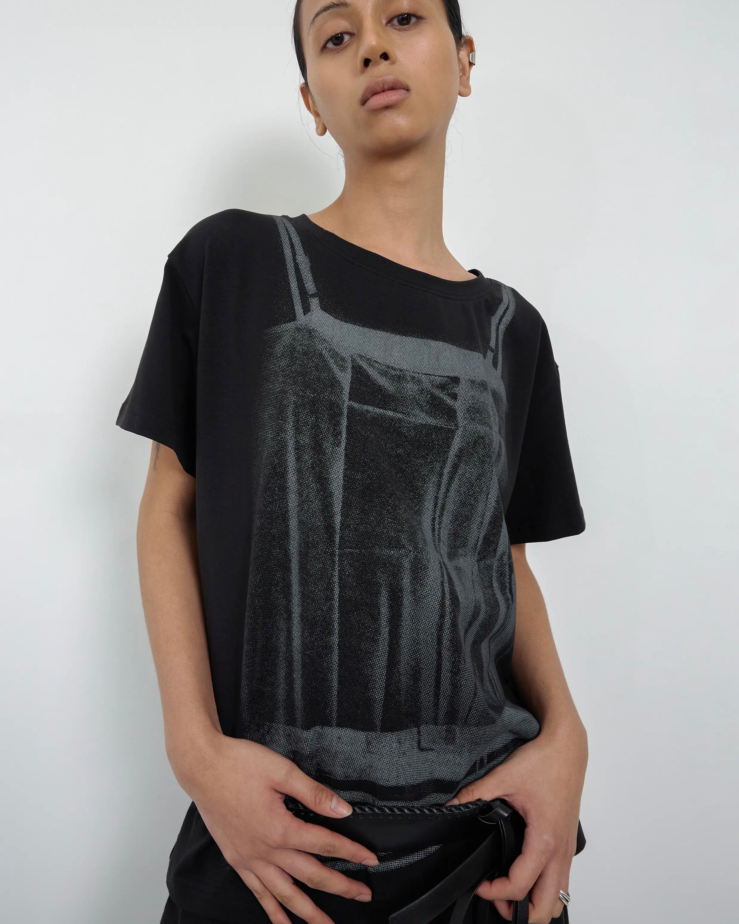 【NACHE】BELT LAYER PRINTED T-SHIRT