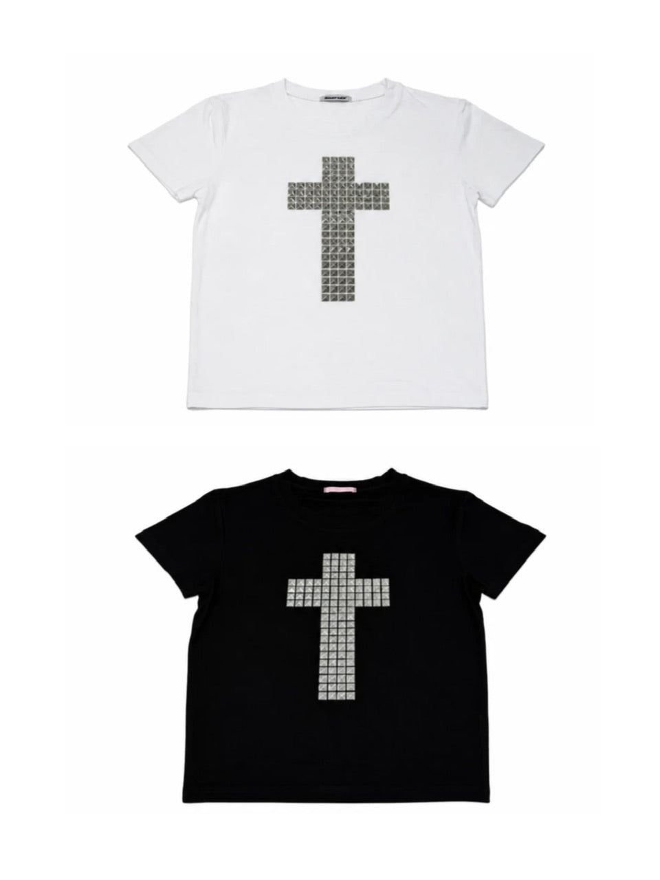 受注制【Never mind the XU】cross studs crop tee (2color)