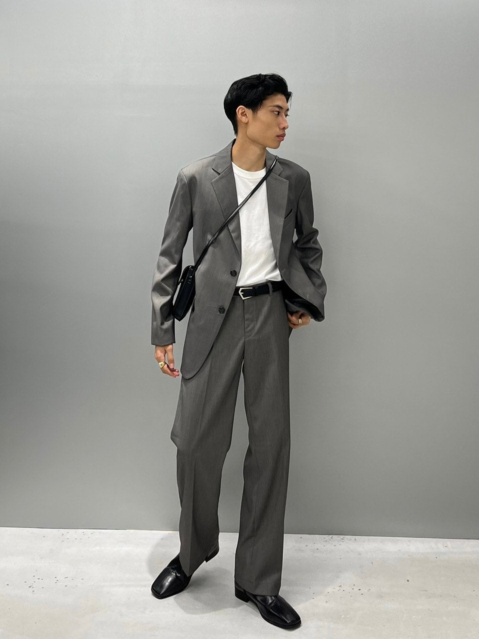 【Chikashitsu +】set up straight slacks (4color)