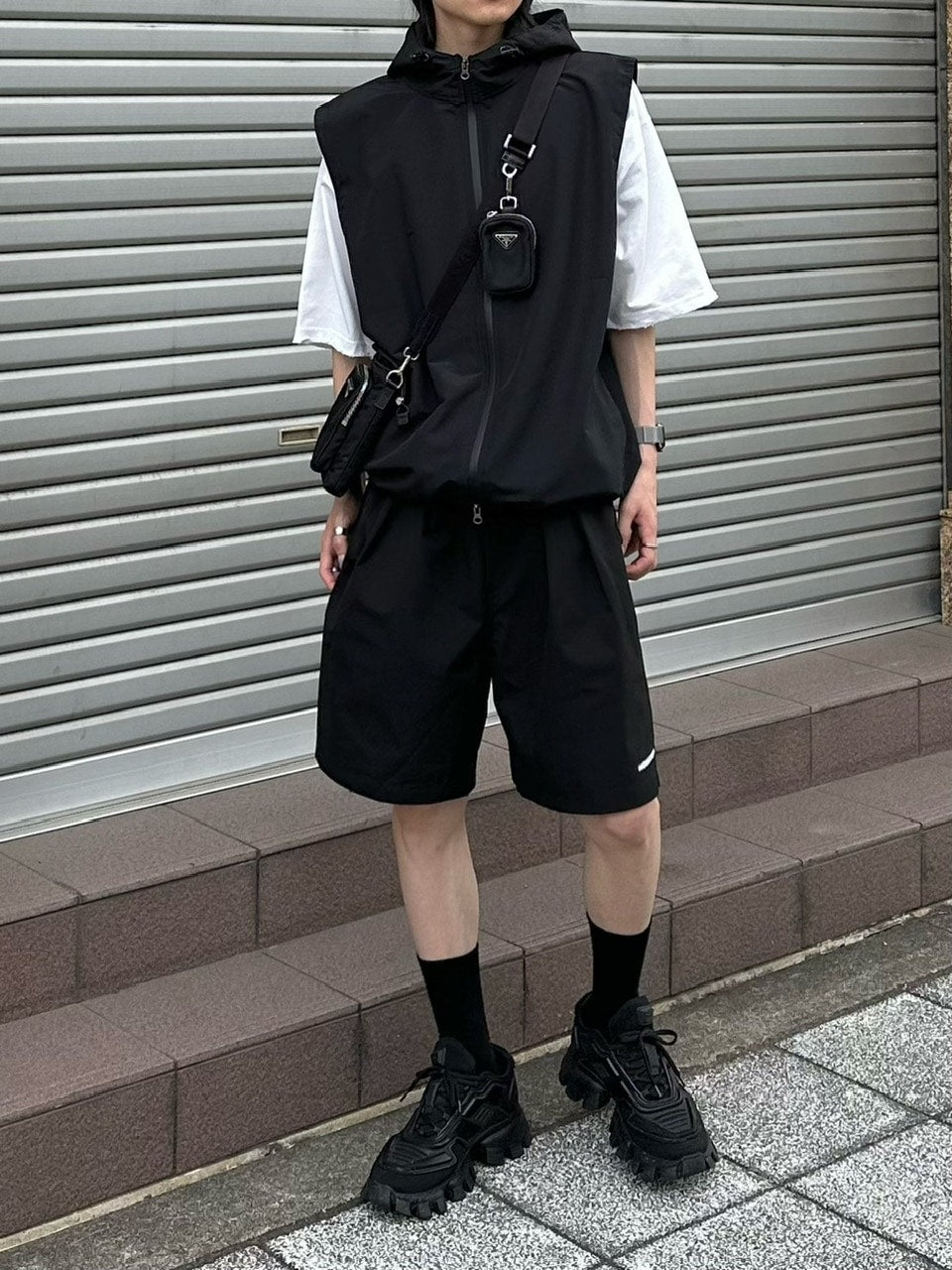 大阪店WEB限定受注制【Chikashitsu +】nylon hood vest (2color)