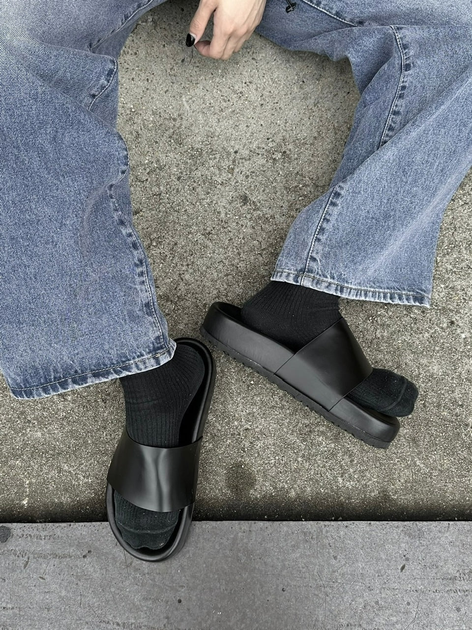 受注制【Chikashitsu +】volume sole leather sandal (2color)