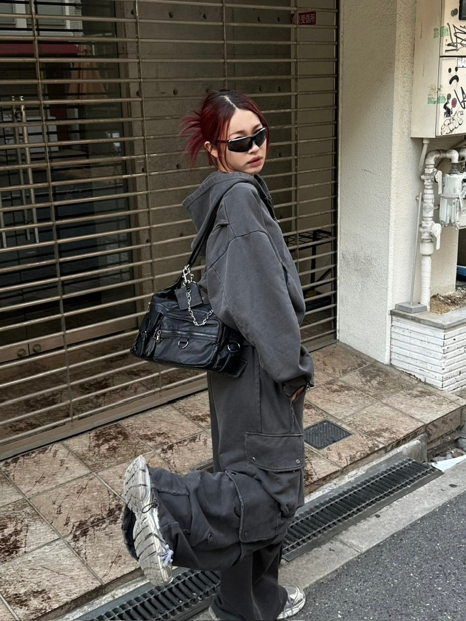大阪店WEB限定【Chikashitsu +】leather pocket shoulder bag 2