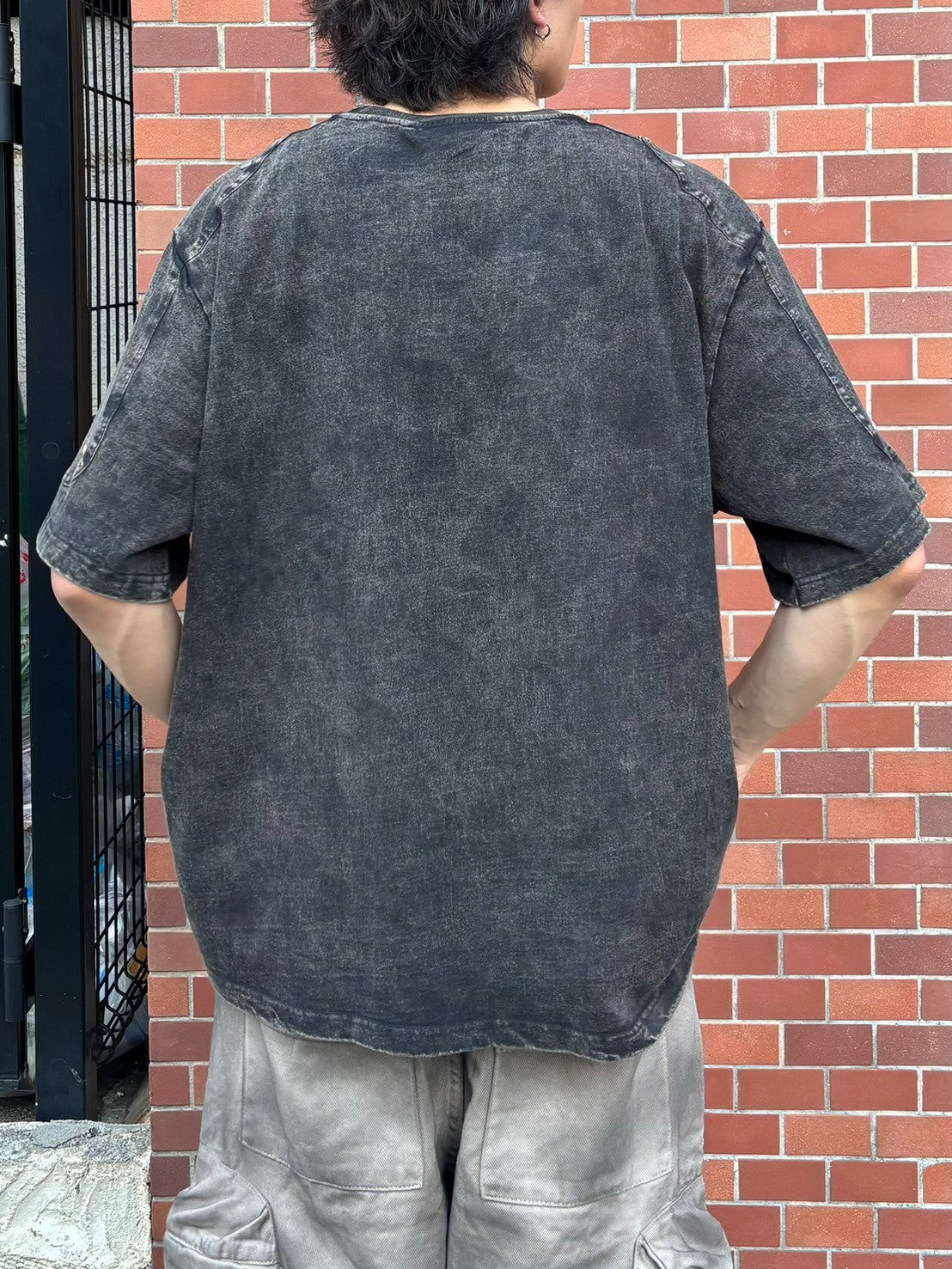 【Chikashitsu +】oversized pigment rivet t-shirt (2color)
