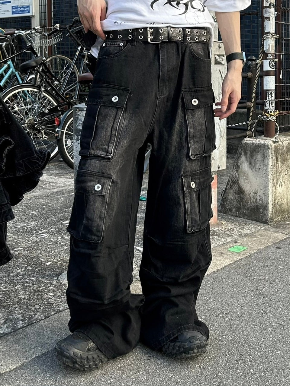 大阪店WEB限定受注制【Chikashitsu +】multi pocket cargo denim pants