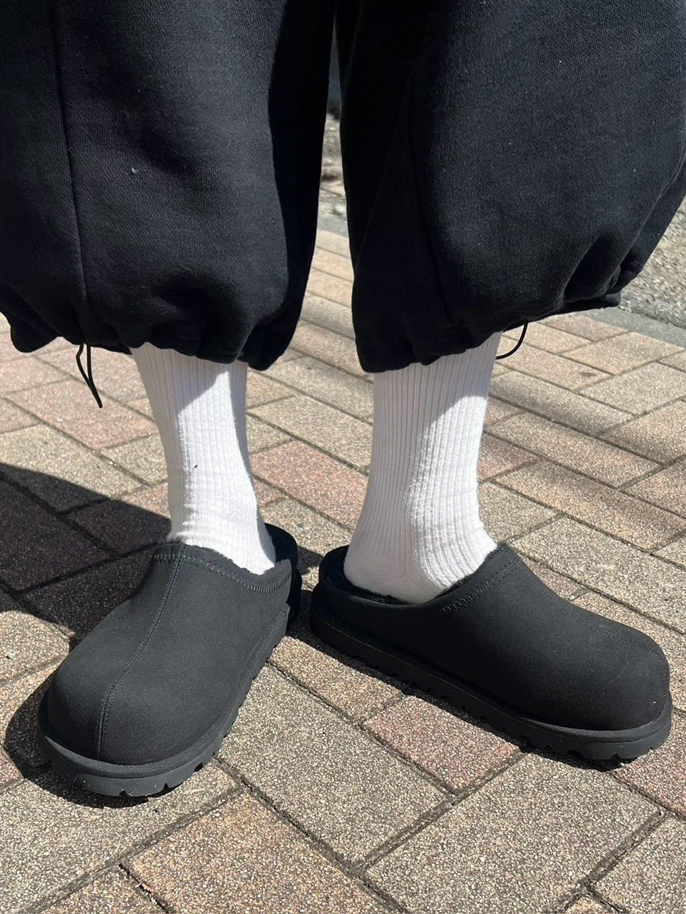 受注制【Chikashitsu +】volume toe suede mule (2color)