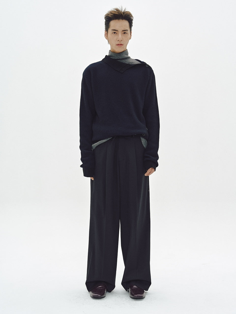 【MMIC】Oblique Turtleneck