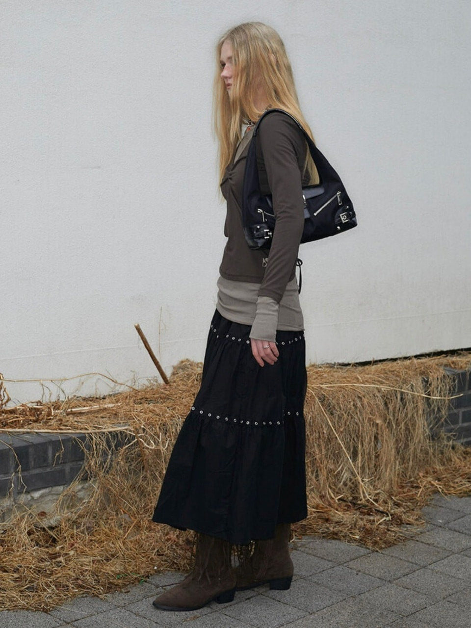【NOT KNOWING】Back Strap Layered Top / 【ノットノーイング】バックストラップレイヤード長袖Tシャツ