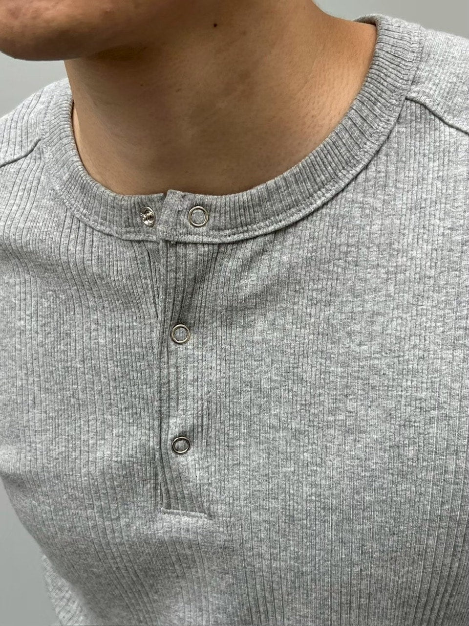 【Chikashitsu +】henry neck half sleeve tee (3color) / 【チカシツプラス】ヘンリーネック半袖Tシャツ