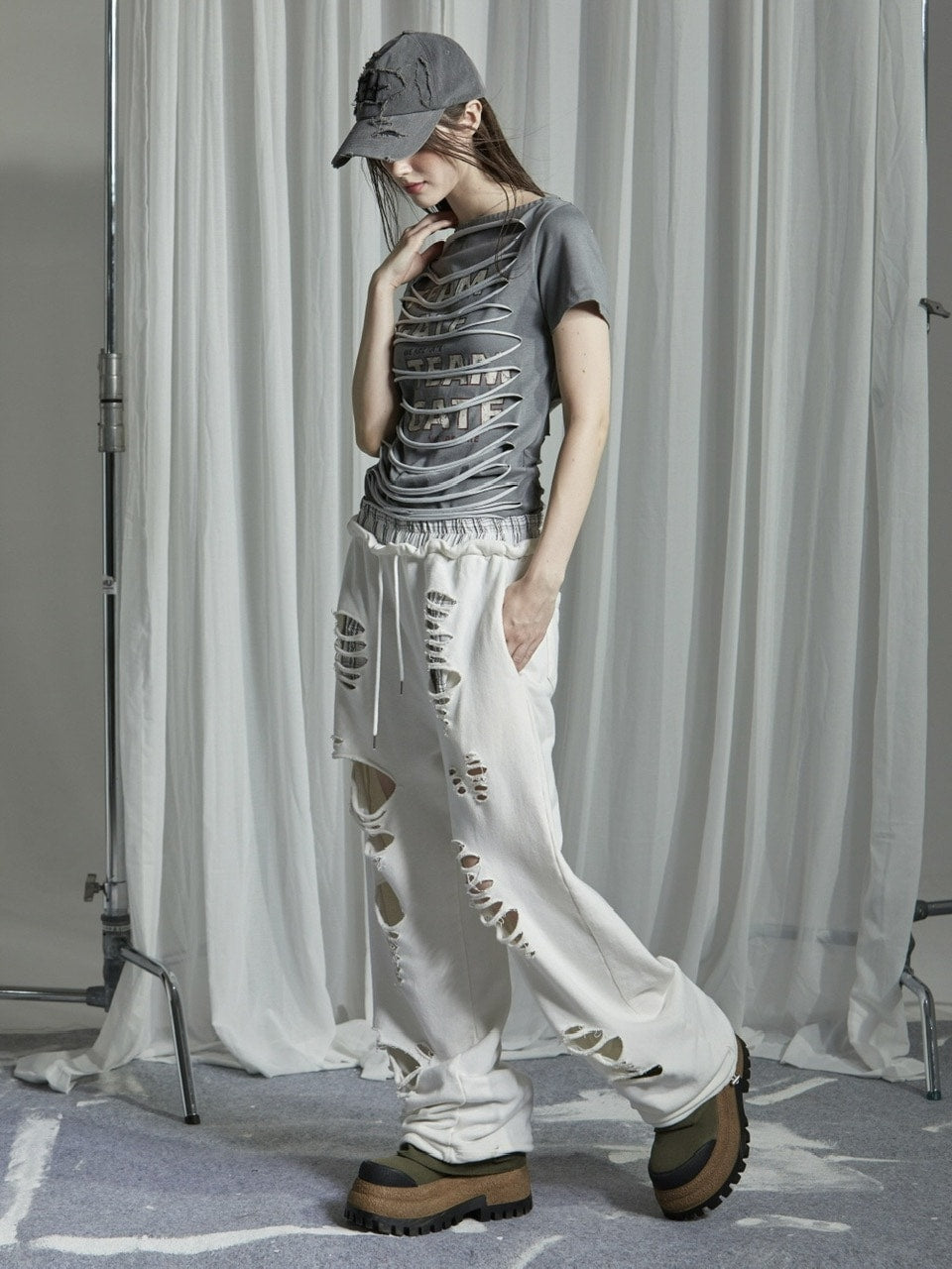 【GATELESS】SLASH DAMAGE LOGO T-SHIRT / 【ゲートレス】スラッシュダメージロゴ半袖Tシャツ