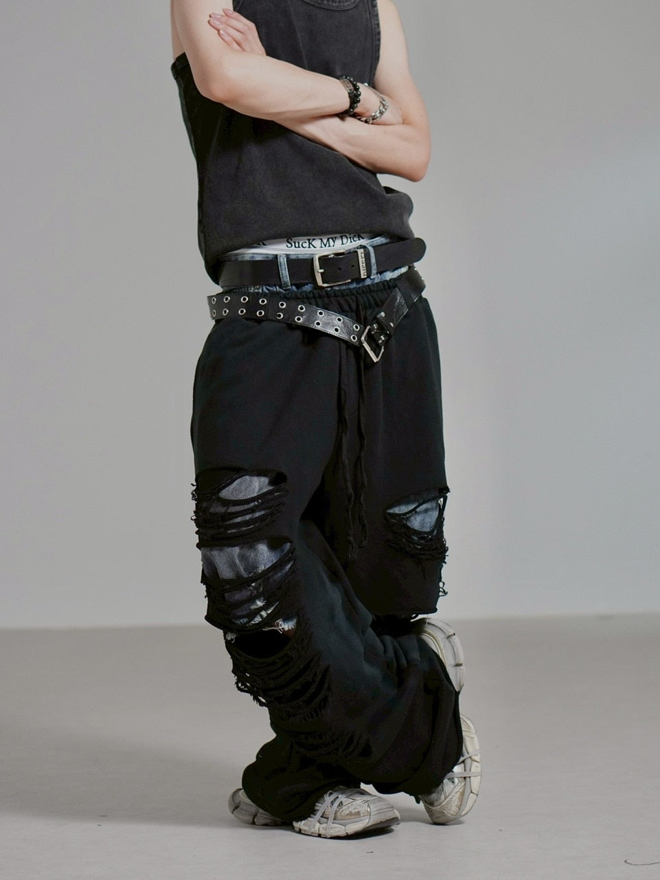 受注制【Chikashitsu +】oiled wash damage sweat pants / 【チカシツプラス】オイルドウォッシュダメージスウェットパンツ (2color)