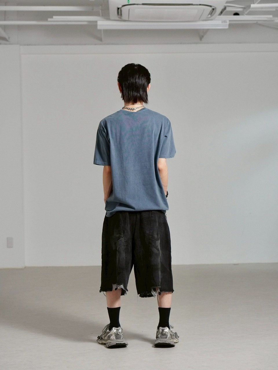 受注制【Chikashitsu +】oiled wash damage bermuda pants / 【チカシツプラス】オイルドウォッシュダメージバミューダパンツ (2color)