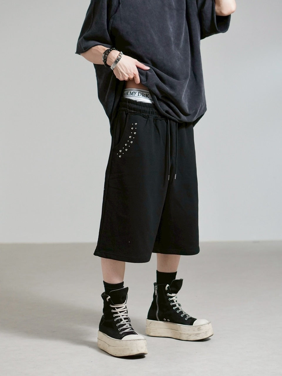 受注制【Chikashitsu +】pocket studs sweat half pants / 【チカシツプラス】ポケットスタッズスウェットハーフパンツ (2color)