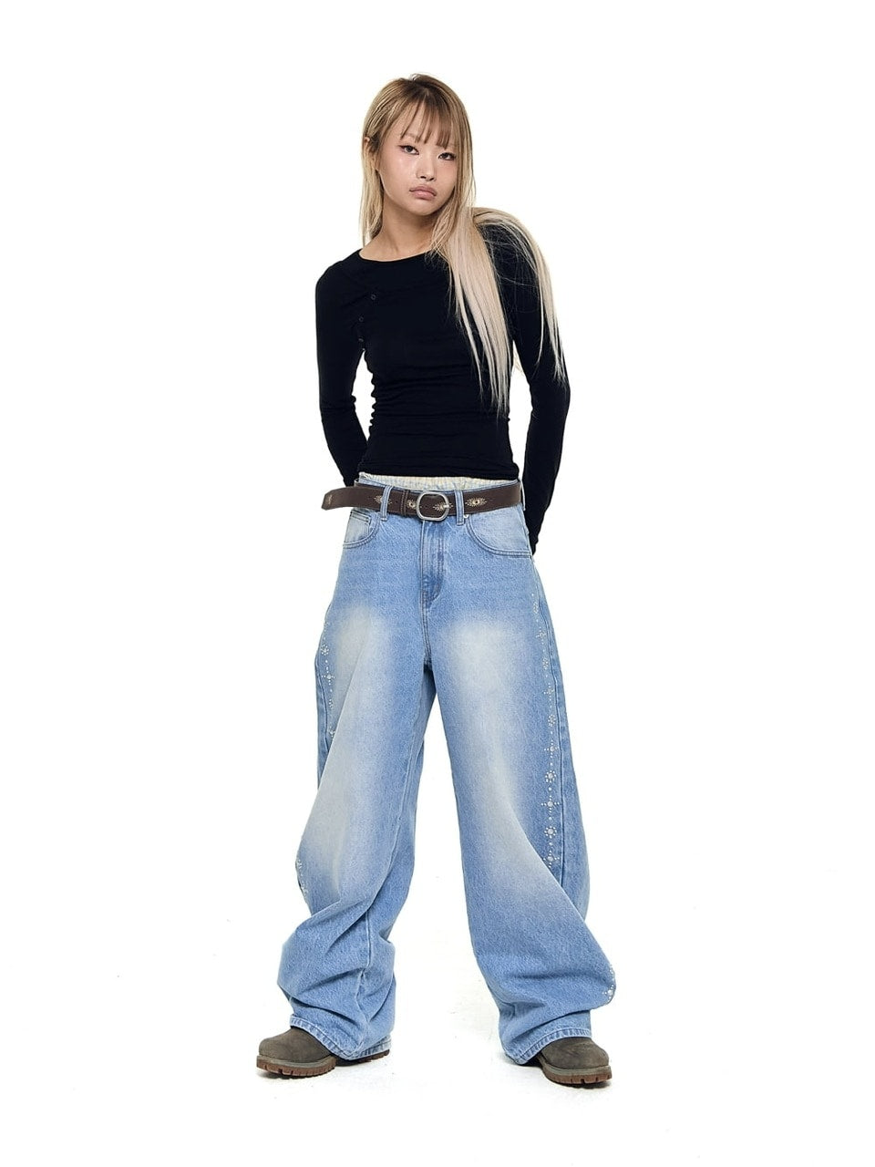【AAKAM】Side Rhinestone Denim Pants
