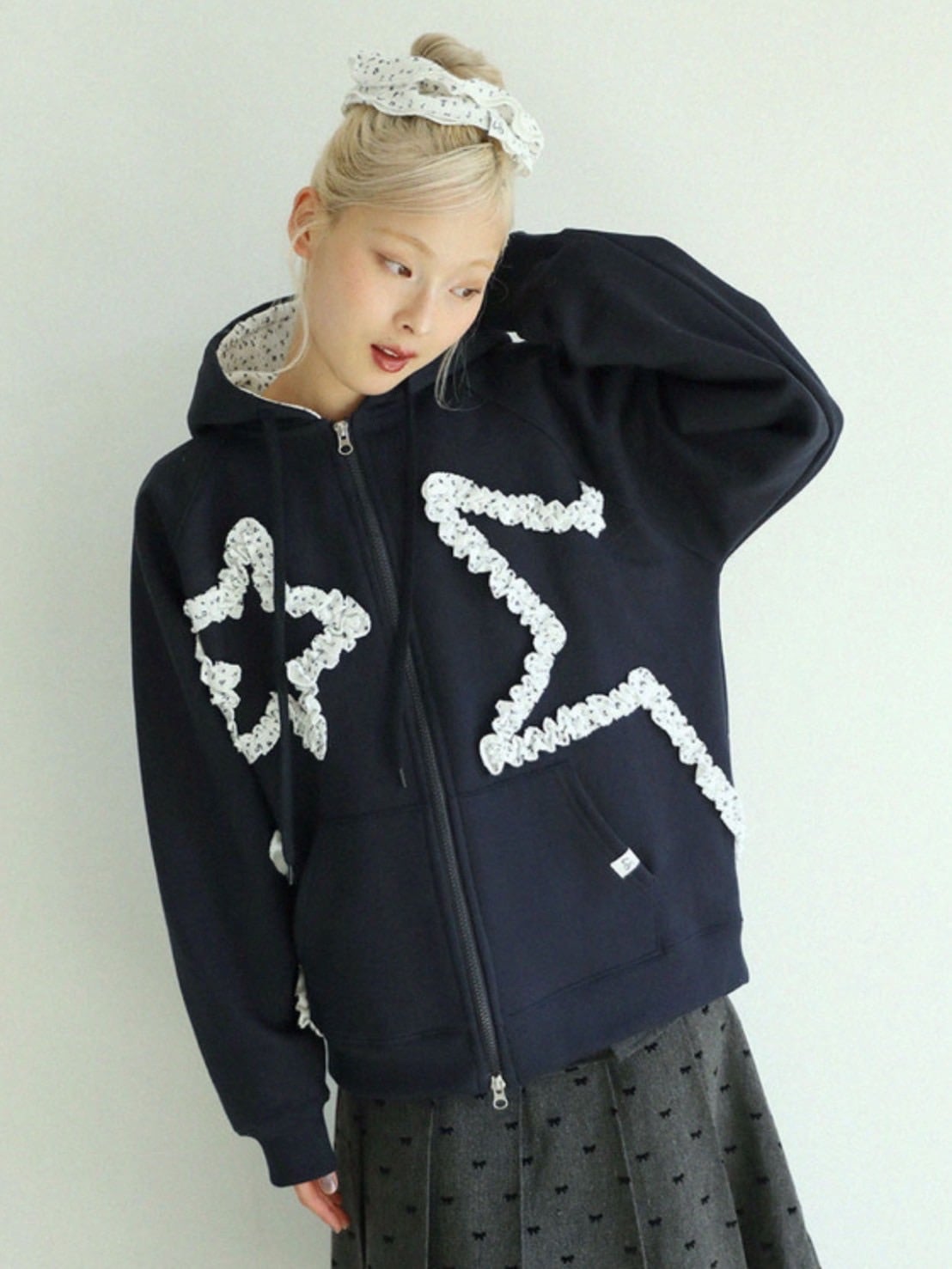 12/21 20:00 再販【Uglyshadow】FLOWER STAR HOODED ZIPUP