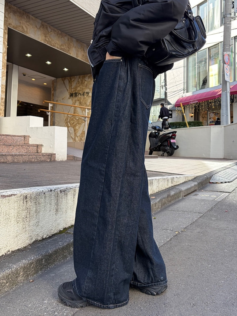 東京店WEB限定受注制【Chikashitsu +】balloon wide denim pants / 【チカシツプラス】バルーンワイドデニムパンツ (2color)