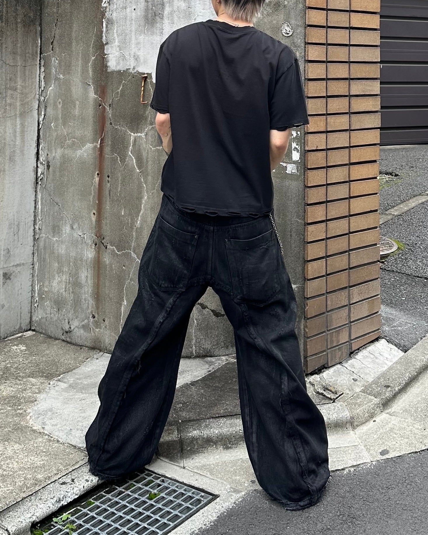 大阪店WEB限定受注制【Chikashitsu +】grunge damage crop t-shirt (3color)