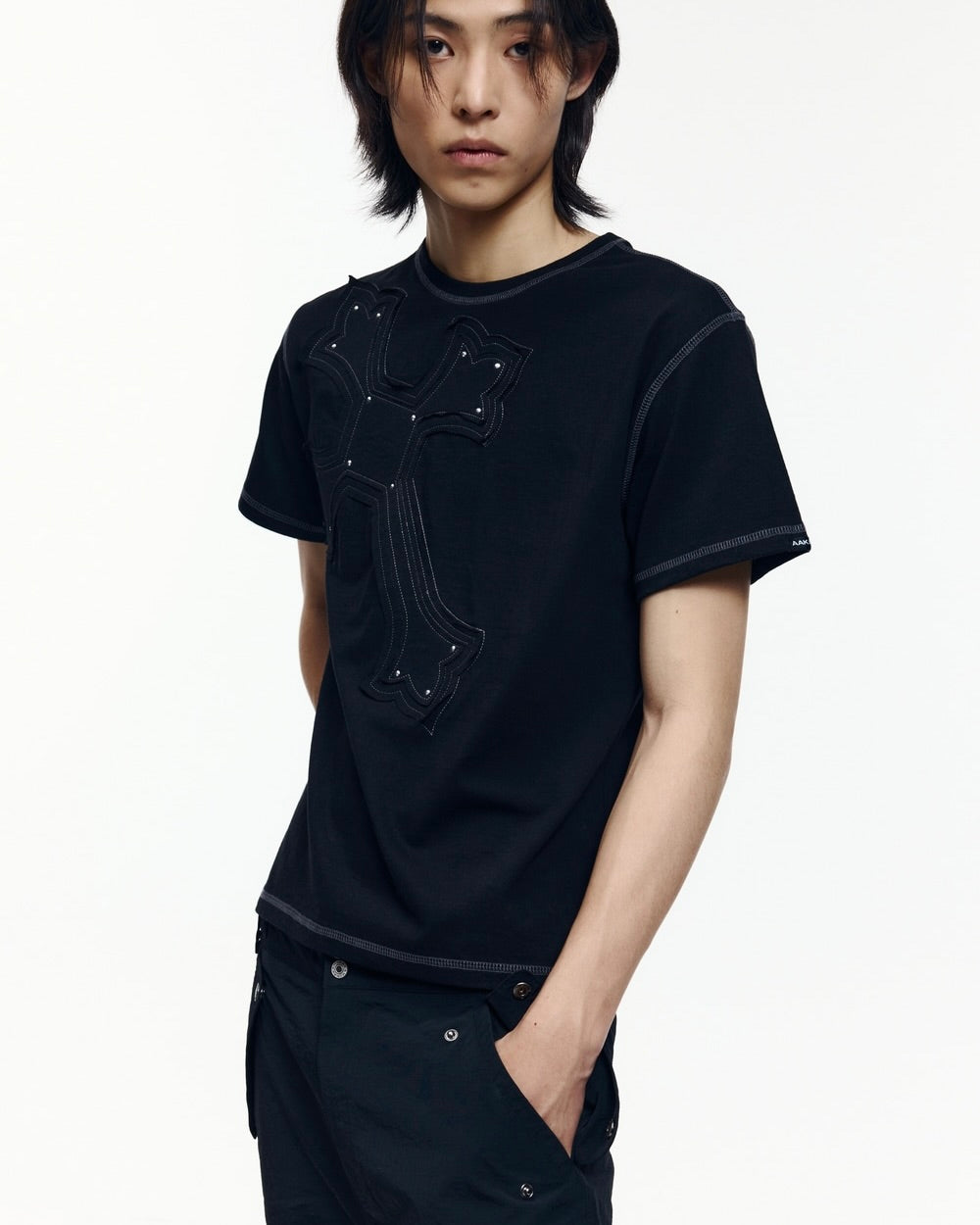 【AAKAM】Big Patch CROS2 Half Top