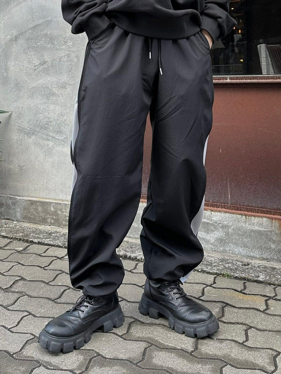 受注制【Chikashitsu +】side zip wide nylon pants (3color)