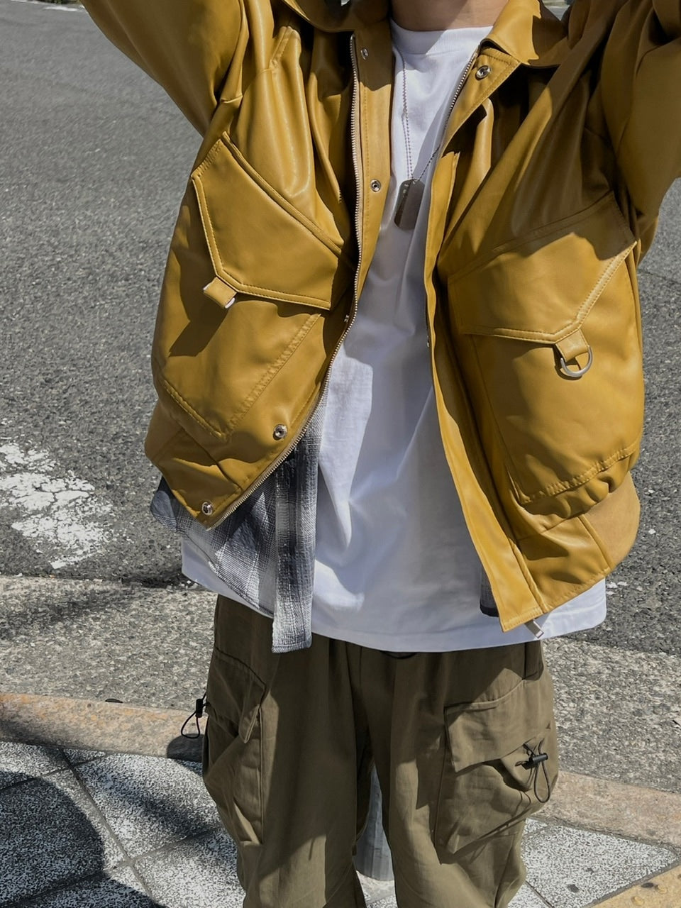 大阪店WEB限定【Chikashitsu +】double pocket leather jumper (3color)