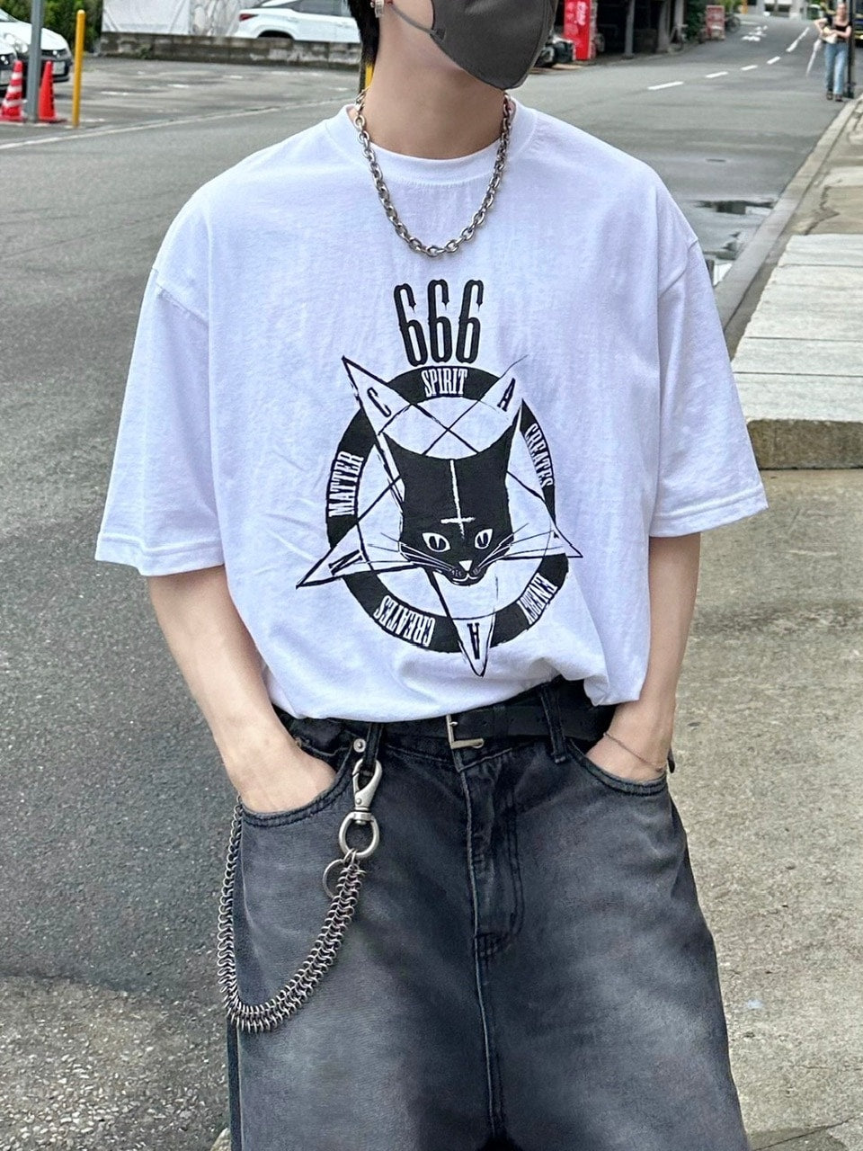 大阪店WEB限定【Chikashitsu +】oversized cats t-shirt (2color)