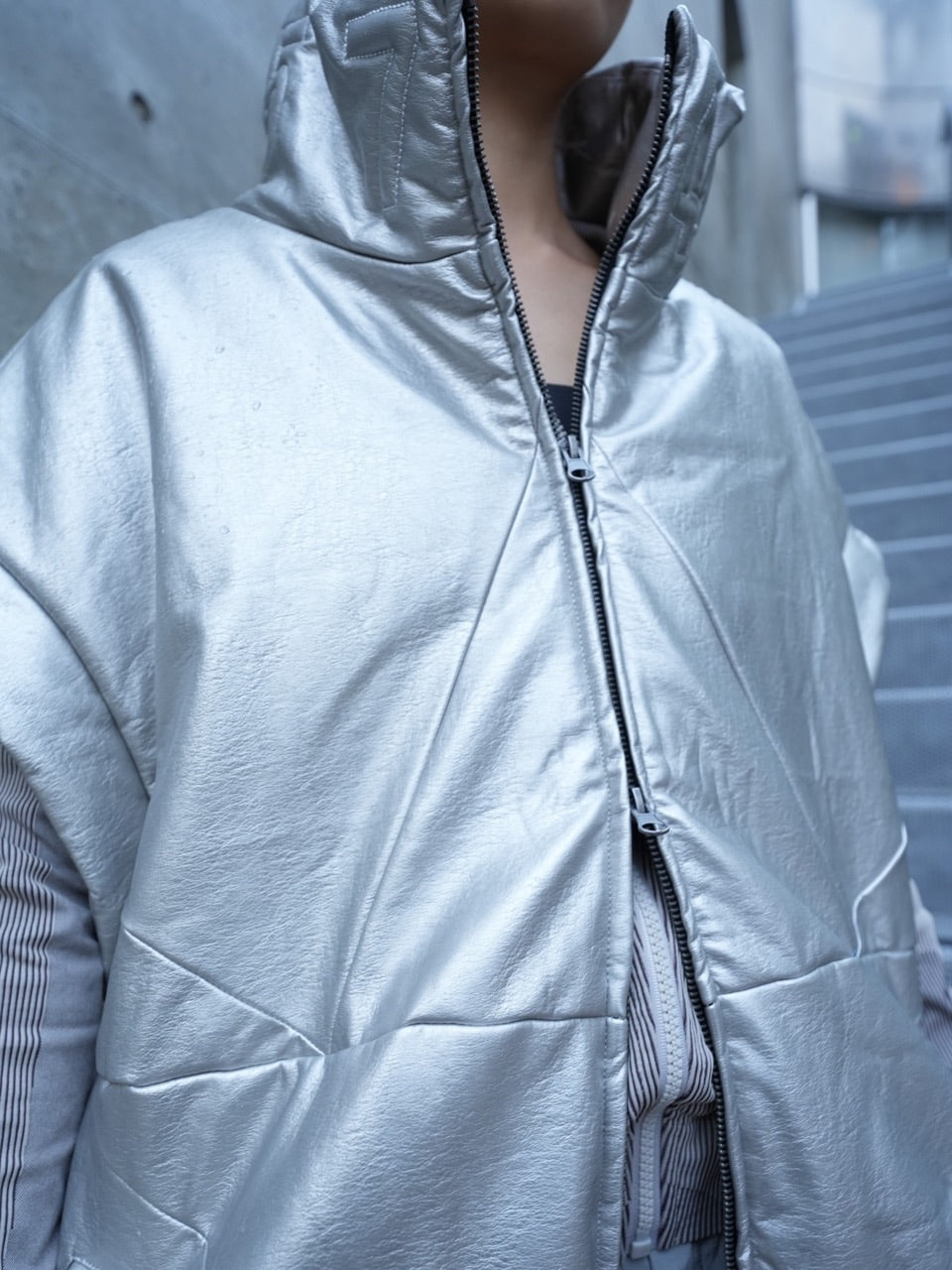 【DIG YOUR OWN GRAVE】star leather vest (2color)