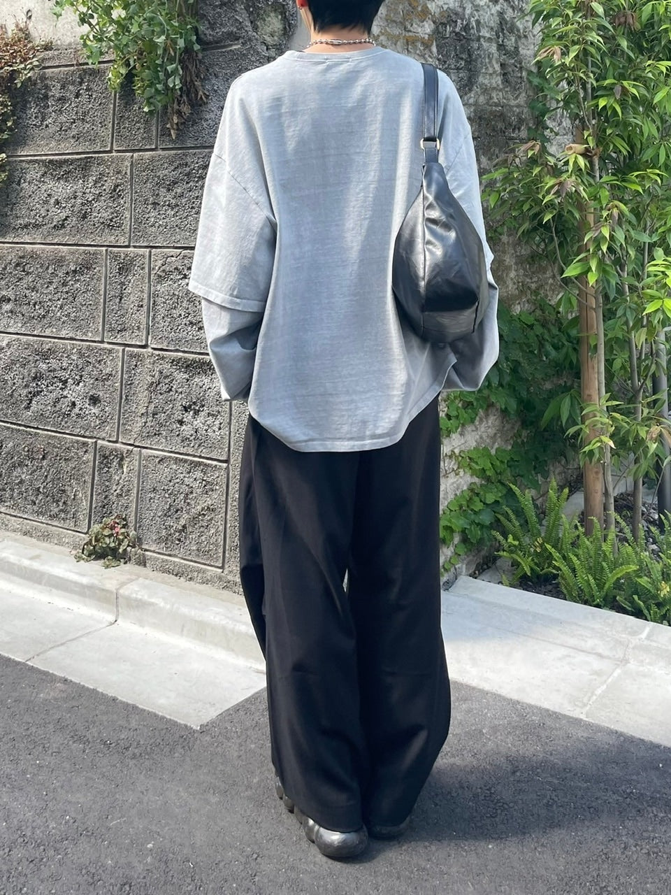 【Chikashitsu +】layered graphic long sleeve (2color) / 【チカシツプラス】レイヤードグラフィックプリント長袖Tシャツ