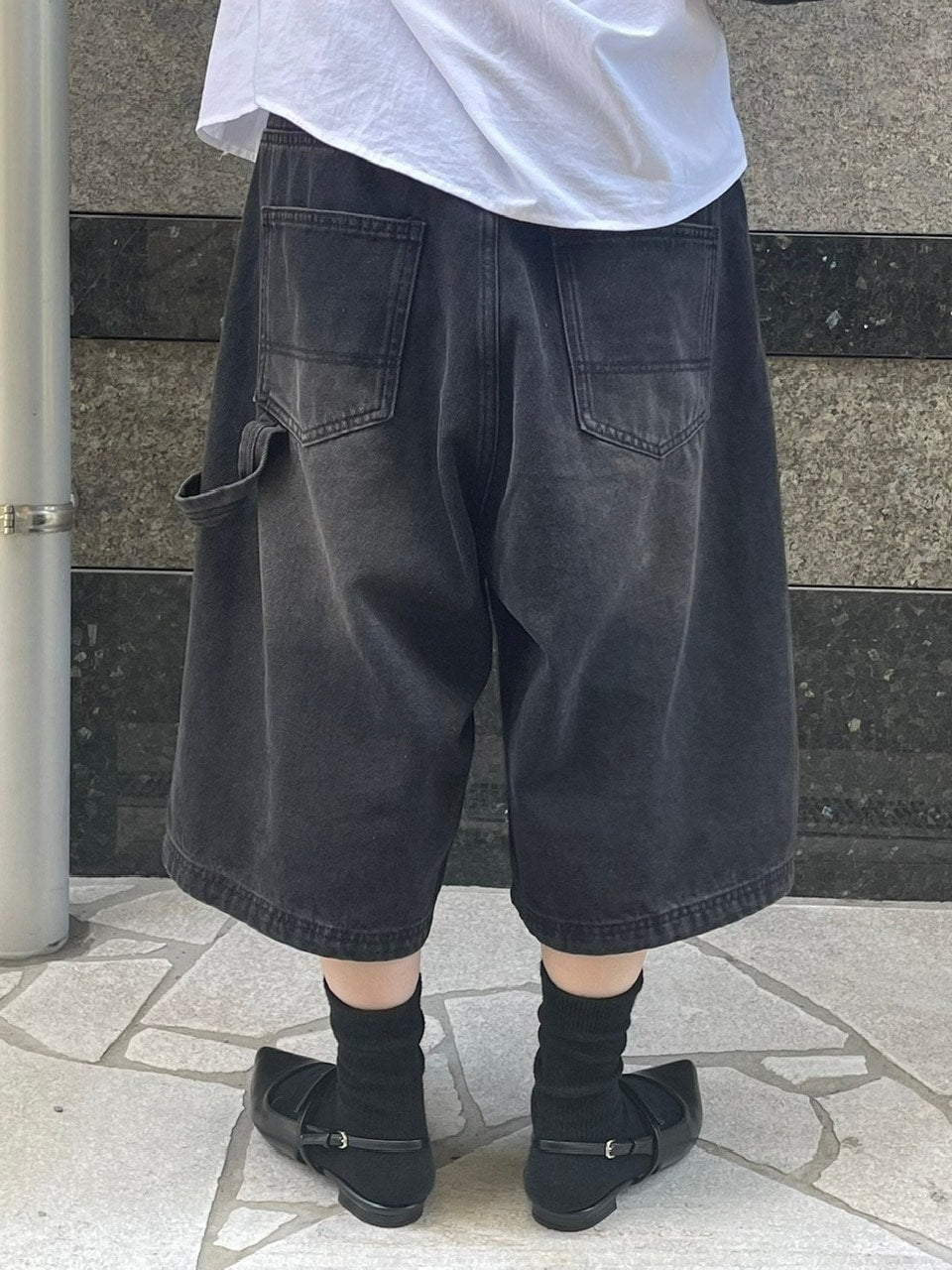 受注制【Chikashitsu +】studs design denim half pants (2color)