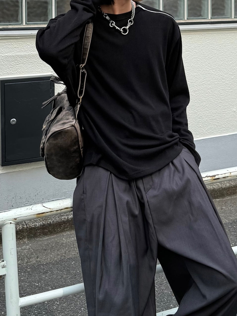 大阪店WEB限定【Chikashitsu +】shoulder zip long sleeve (2color)