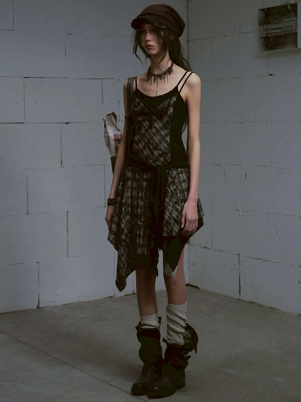 【Cest Nous】Plaid tie-strap camisole dress / 【セヌー】プリーツグレンチェックストラップキャミワンピース