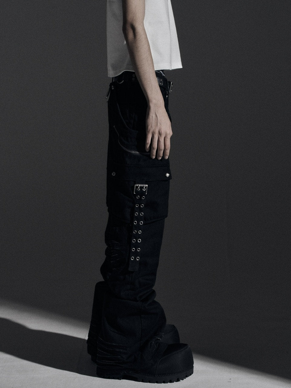 Rosen Kreuz】SIDE BELT DOCKING FLARE PANTS – PRESSING WEB SHOP