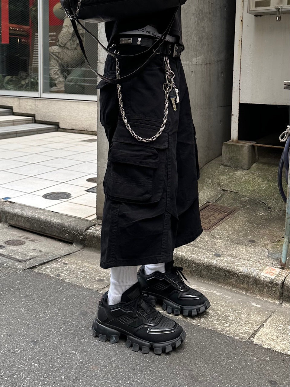 大阪店WEB限定受注制【Chikashitsu +】cotton cargo bermuda pants (2color)