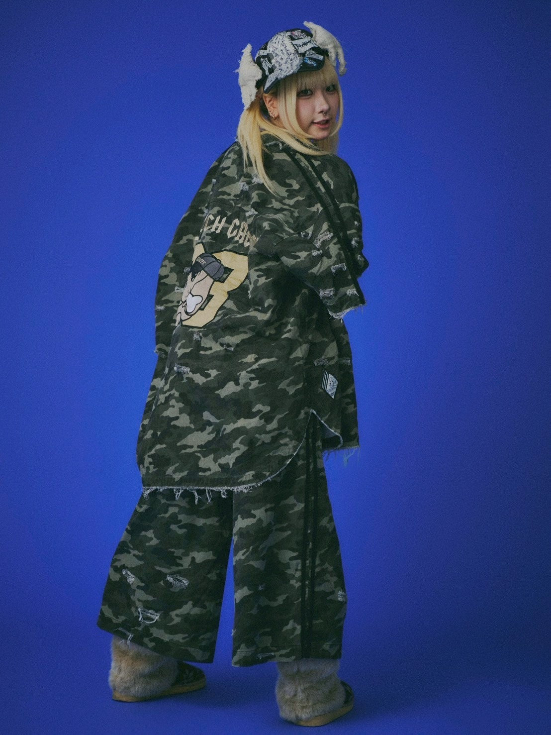 【GALFY】カモフラかも？ボロボロシャツ