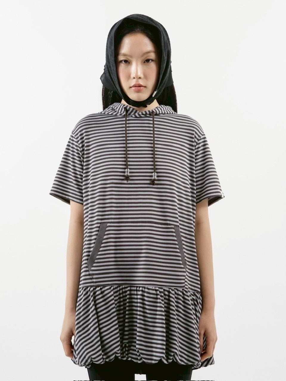 【TUOMIO】STRIPE BALLOON HOOD DRESS / 【トゥオミオ】ストライプバルーンフードワンピース