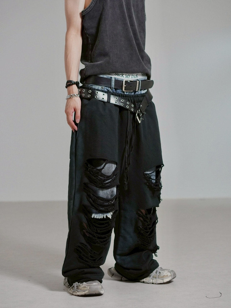 受注制【Chikashitsu +】oiled wash damage sweat pants / 【チカシツプラス】オイルドウォッシュダメージスウェットパンツ (2color)