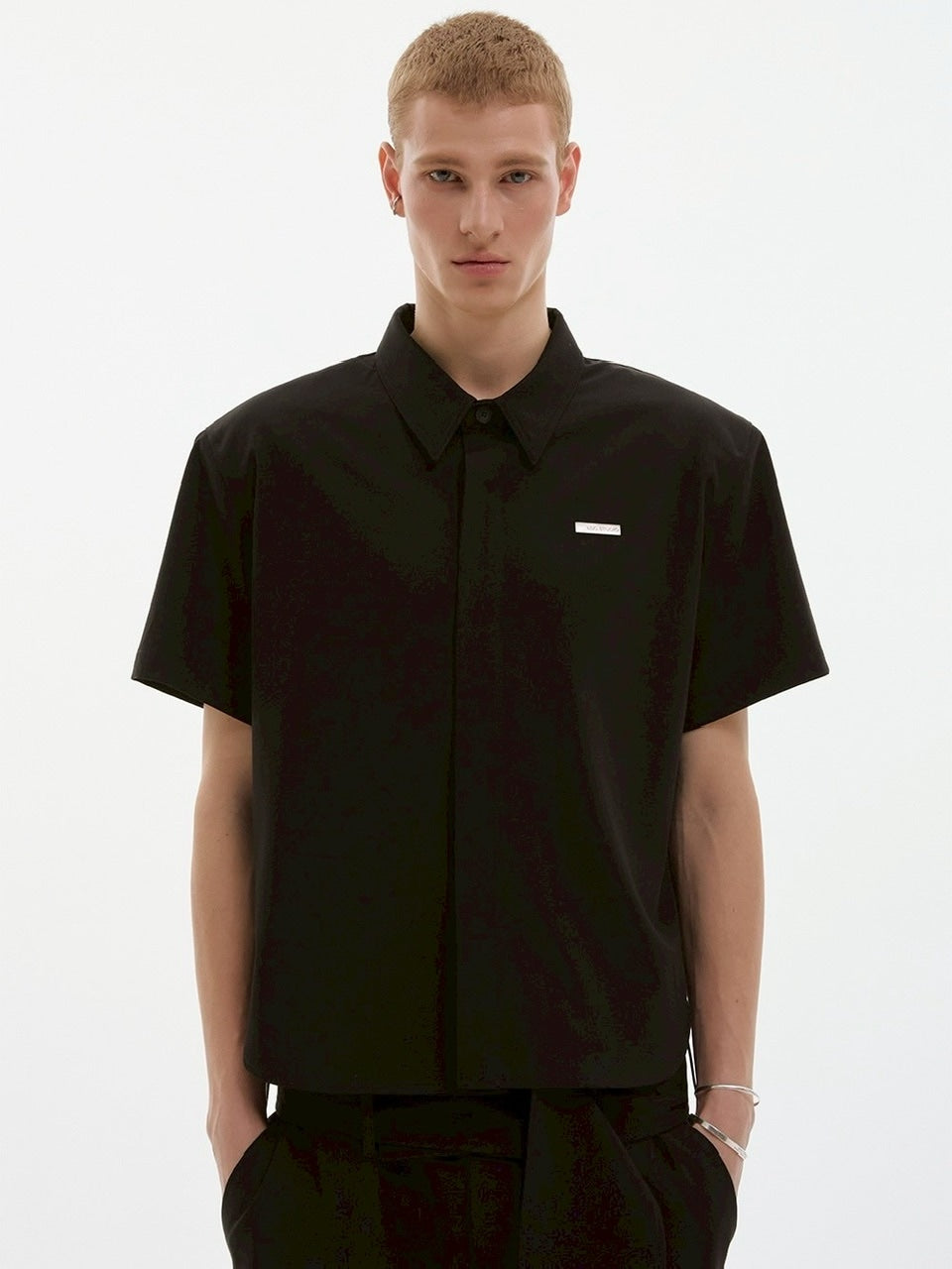 【ESC STUDIO】neat shoulder pad shirt/ 【イーエスシーステュディオ】ニートショルダーパット半袖シャツ