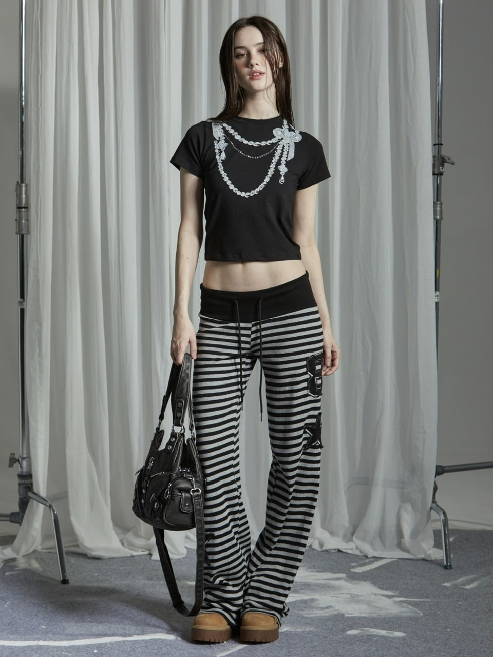 【GATELESS】NECKLACE PRINT CROPPED T-SHIRT / 【ゲートレス】ネックレスプリントクロップド半袖Tシャツ