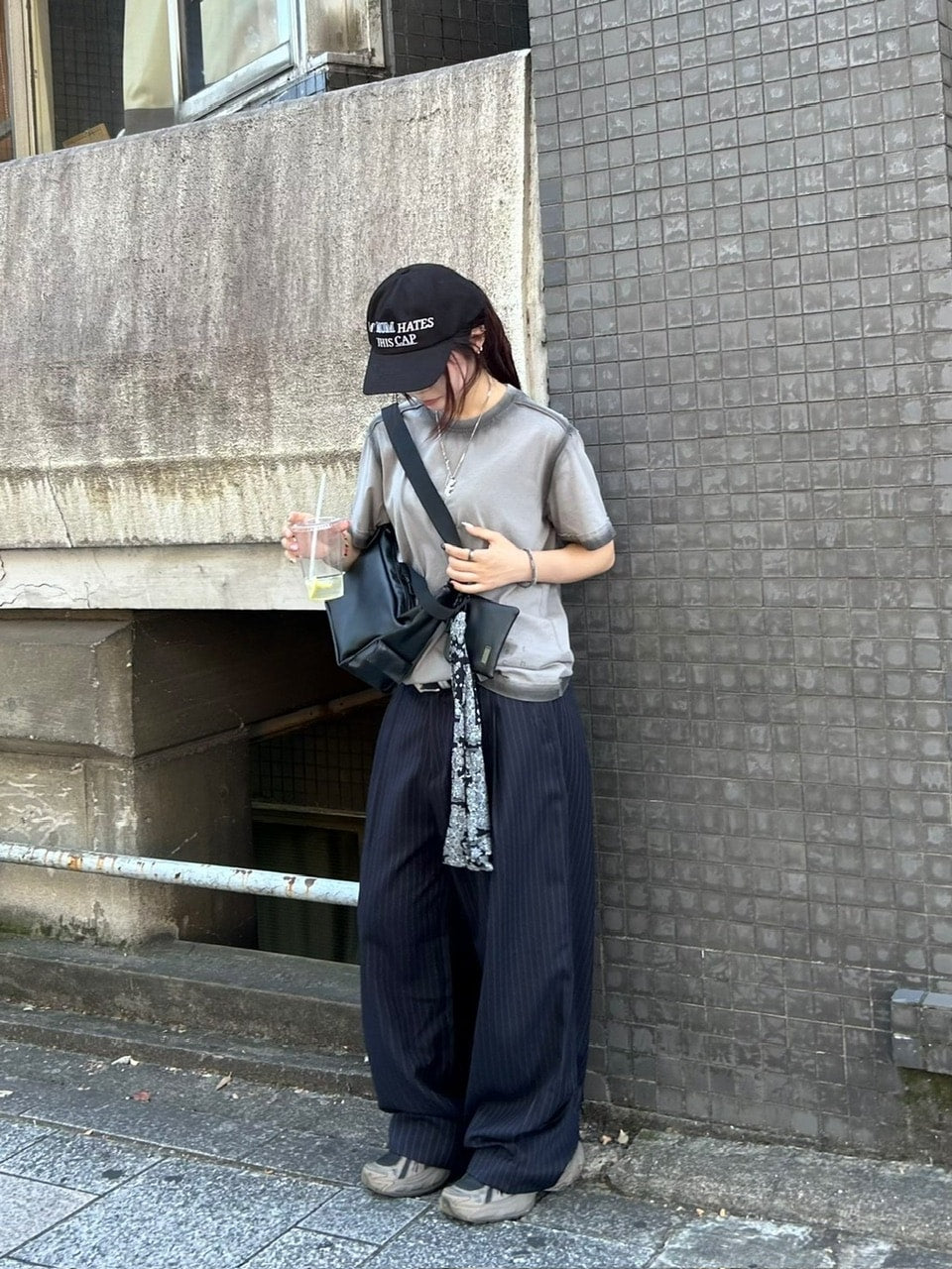 大阪店WEB限定受注制【Chikashitsu +】stripe tuck wide slacks (2color)