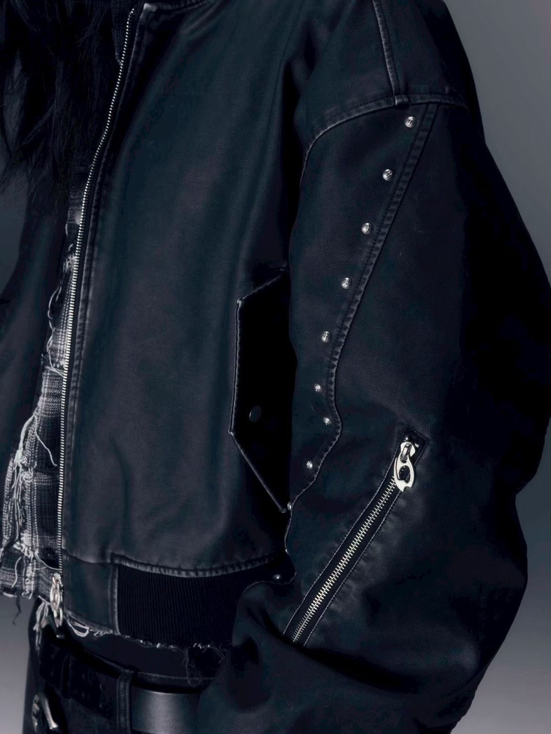 【DIG YOUR OWN GRAVE】TARNISH MA-1 /【ディグユアオウングレイブ】クロップスタッズエムエーワン