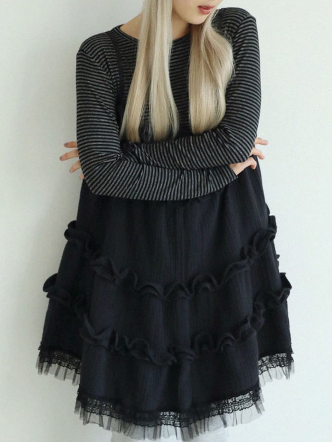 12/21 20:00 再販【Uglyshadow】LACE YORU DRESS