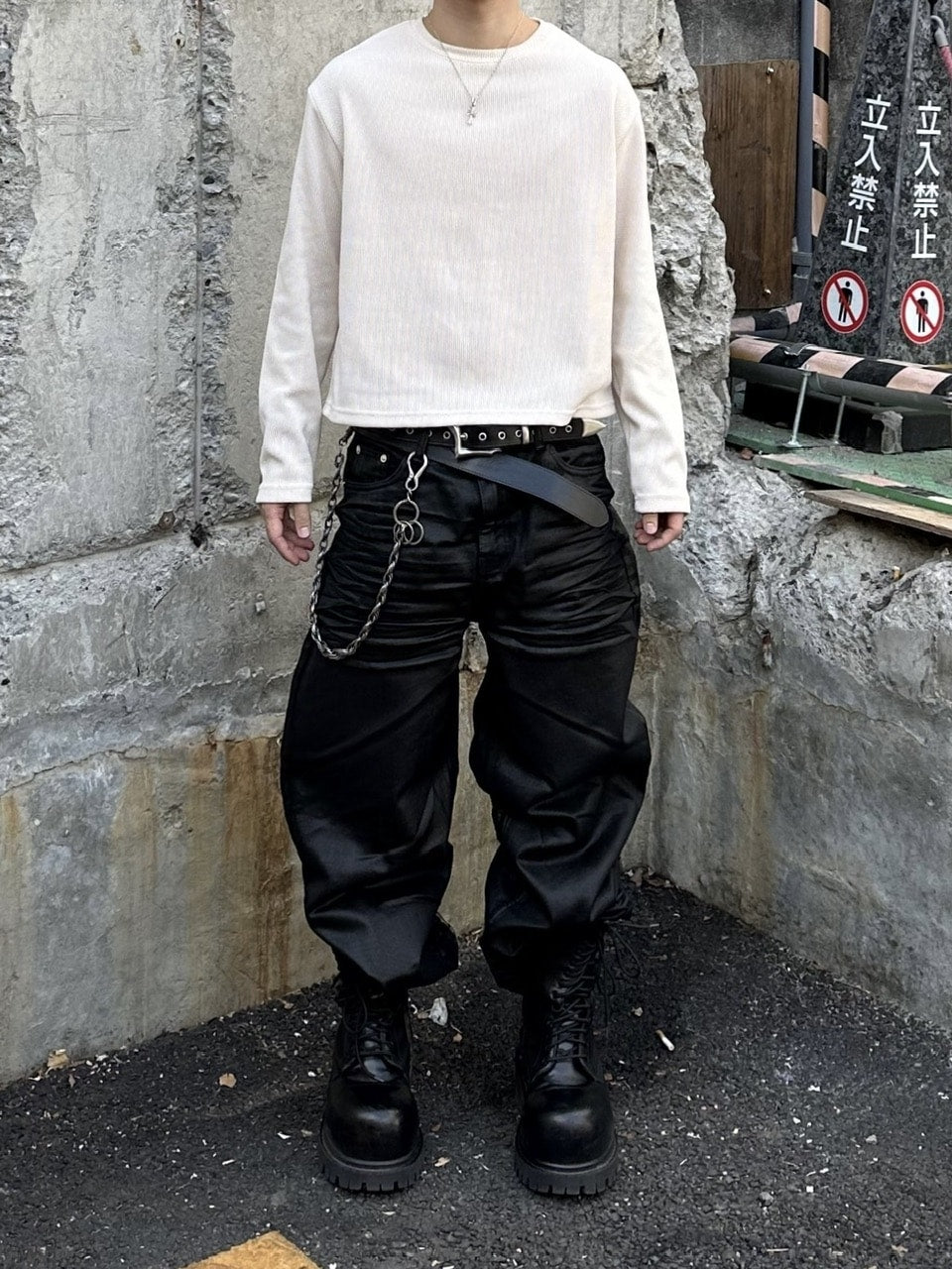 大阪店WEB限定受注制【Chikashitsu +】emboss coating denim pants / 【チカシツプラス】エンボスコーティングデニムパンツ