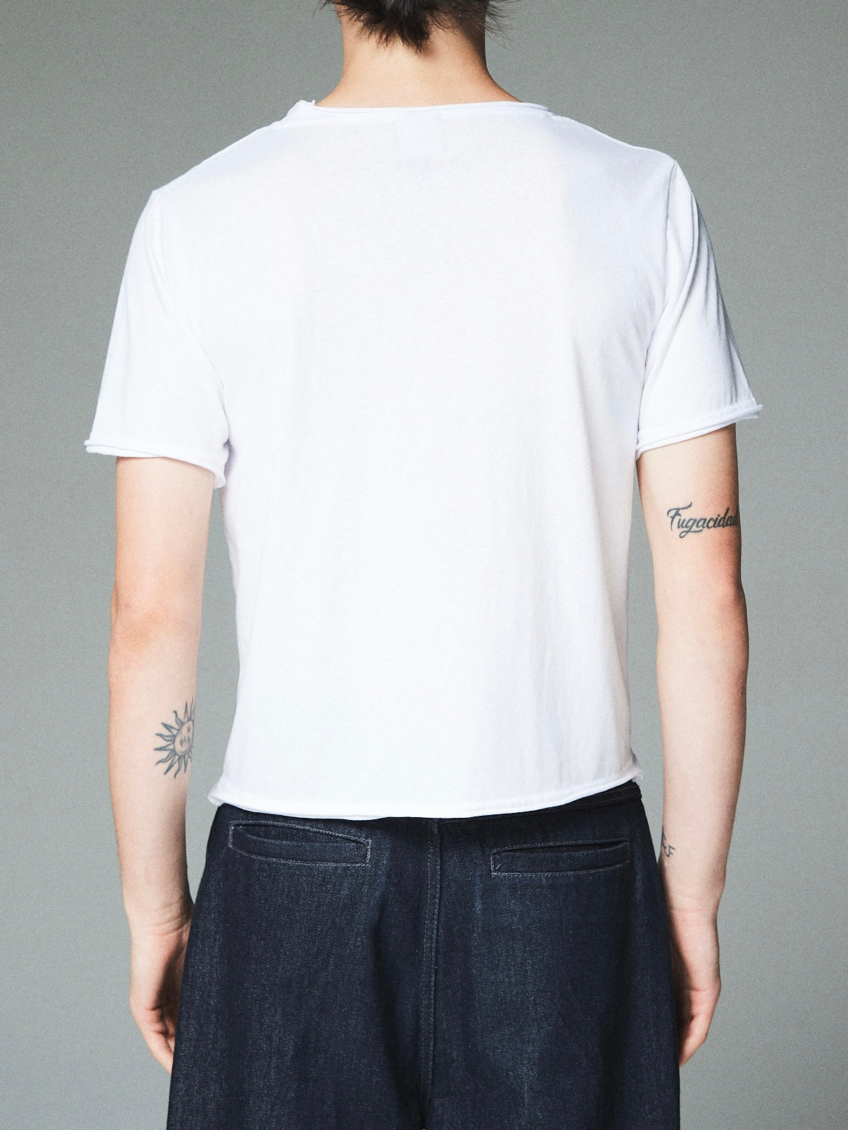 【CS】cut off pack tee (white/black）