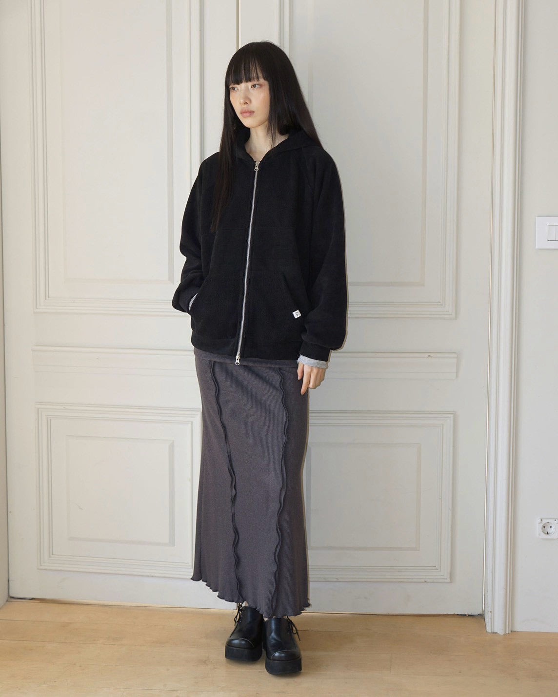 【Uglyshadow】RIBBED LONG SKIRT