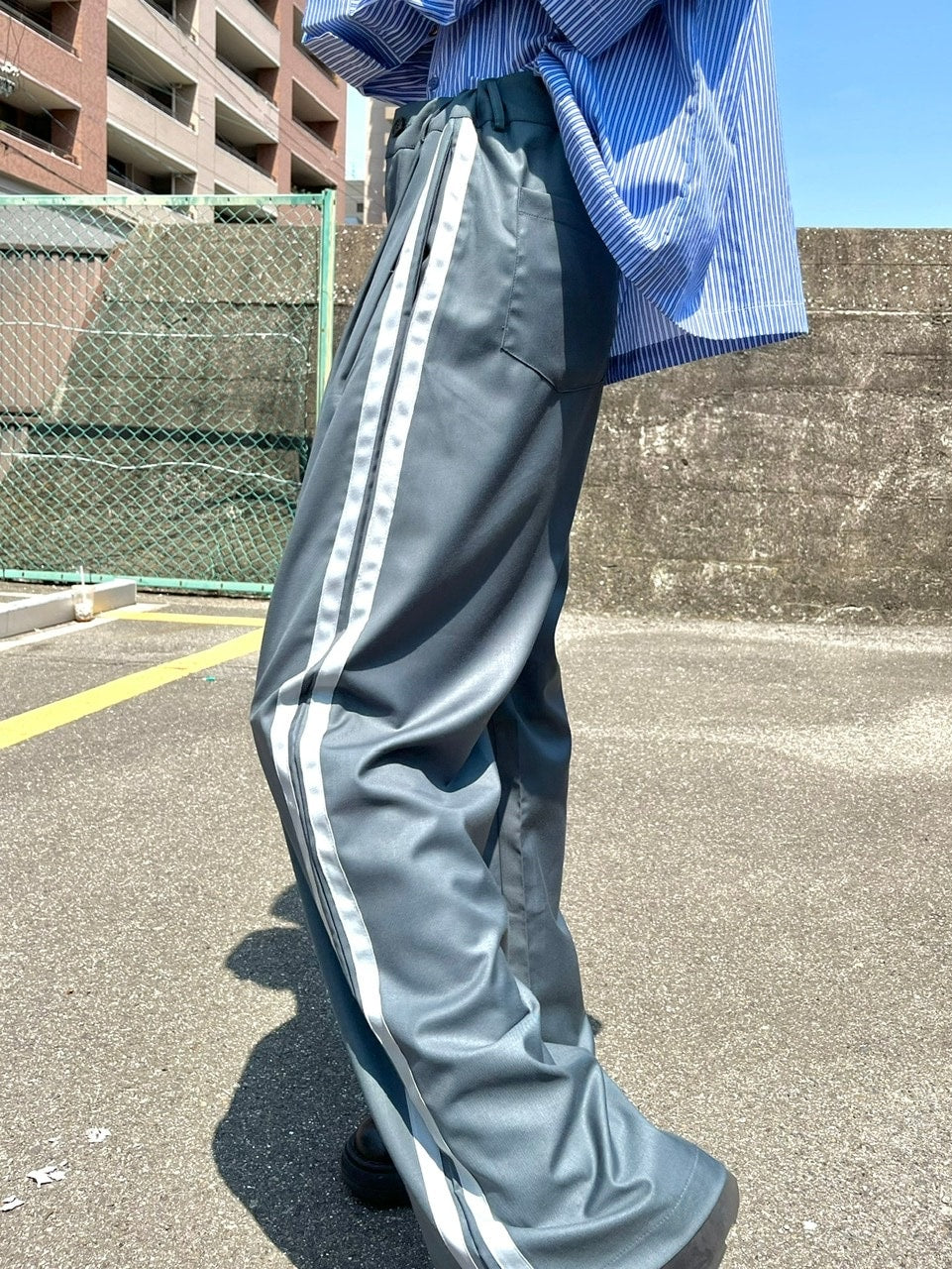 受注制【Chikashitsu +】side line slacks (3color)