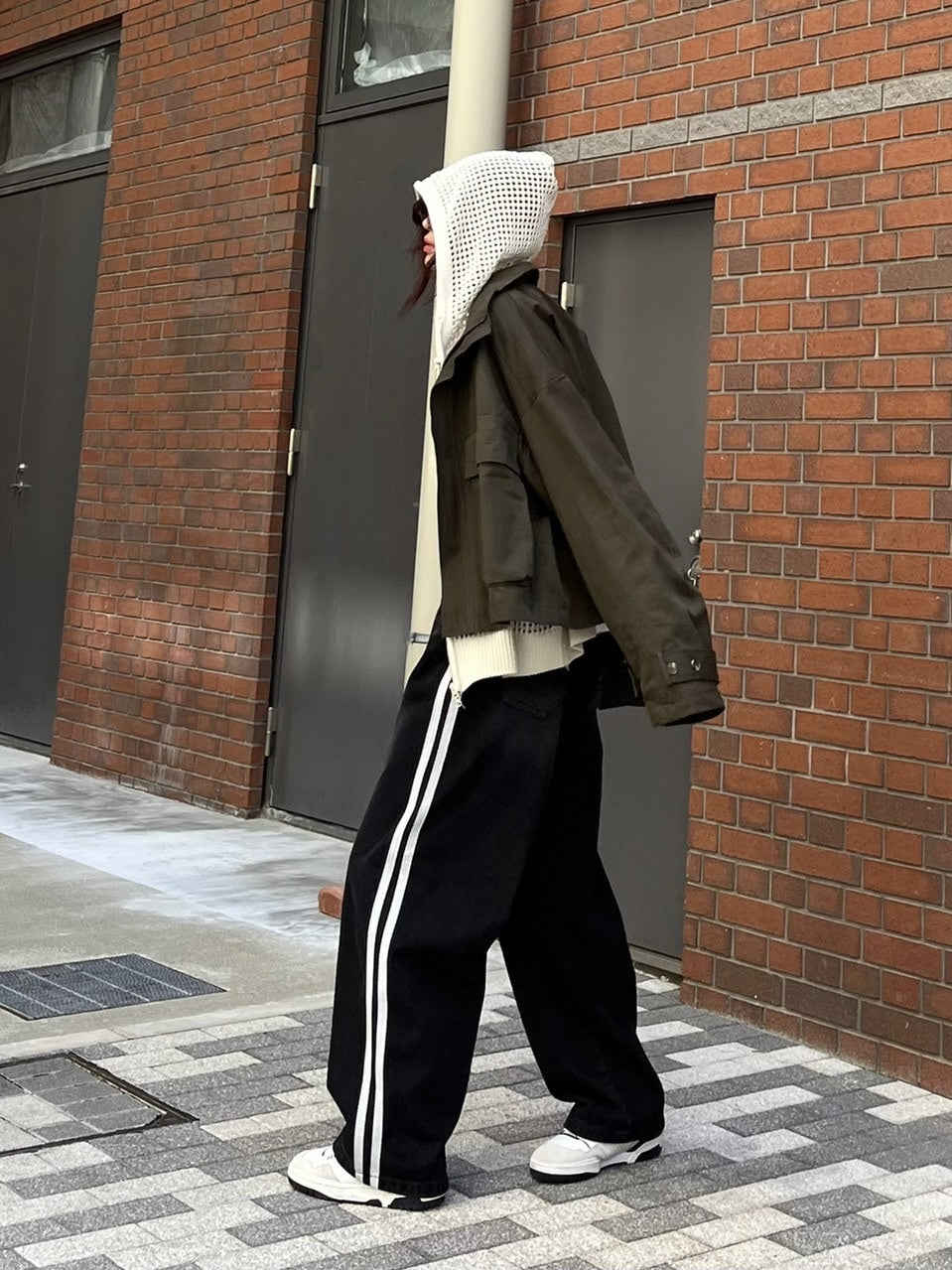 受注制【Chikashitsu +】oversized side line denim pants (2color)