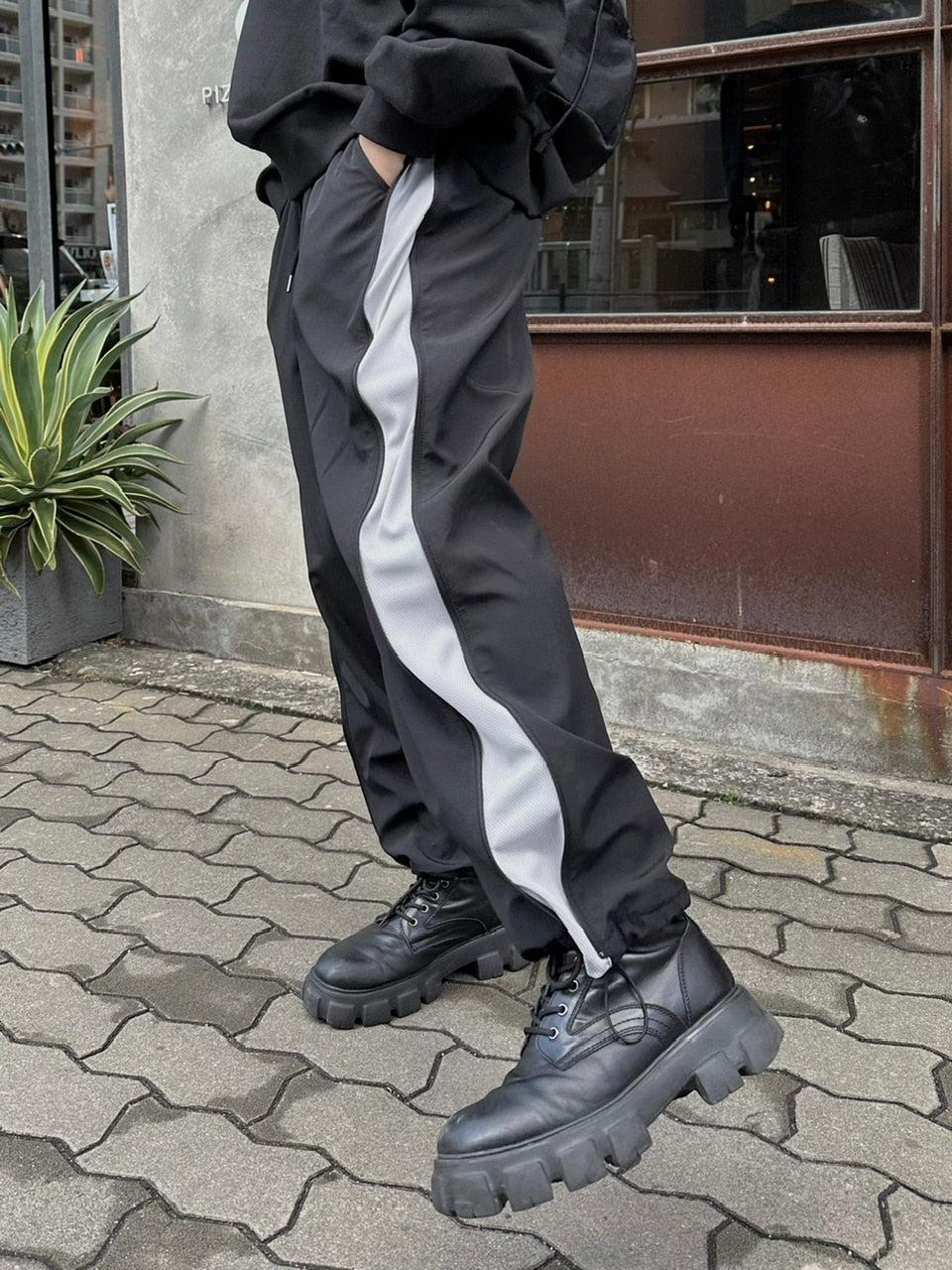受注制【Chikashitsu +】side zip wide nylon pants (3color)
