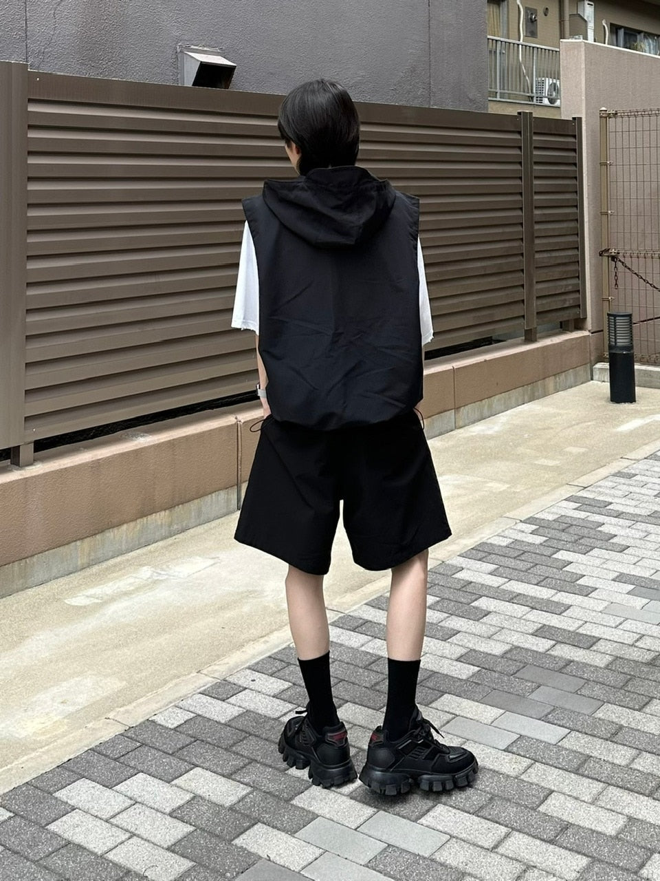 大阪店WEB限定受注制【Chikashitsu +】nylon hood vest (2color)