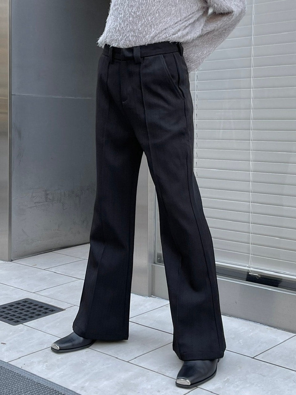 【Chikashitsu +】set up center press flare slacks (2color)