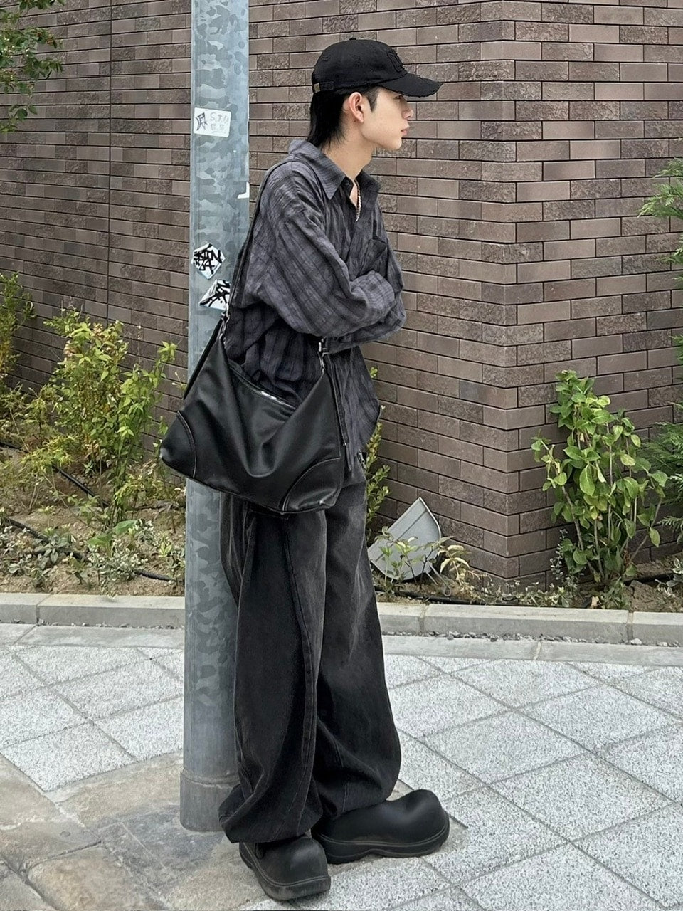 大阪店WEB限定受注制【Chikashitsu +】vintage leather cross bag